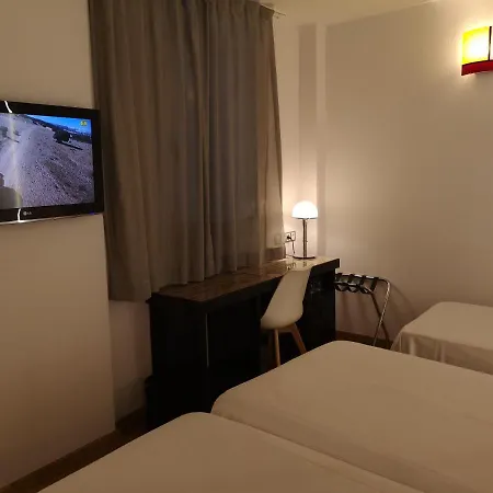 Hotel Evenia Rocafort Barcelona