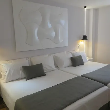 Hotel Evenia Rocafort Barcelona