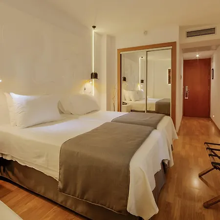 Hotel Evenia Rocafort Barcelona