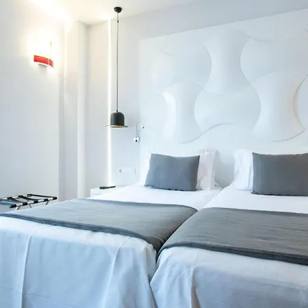 Evenia Rocafort Szálloda 3*