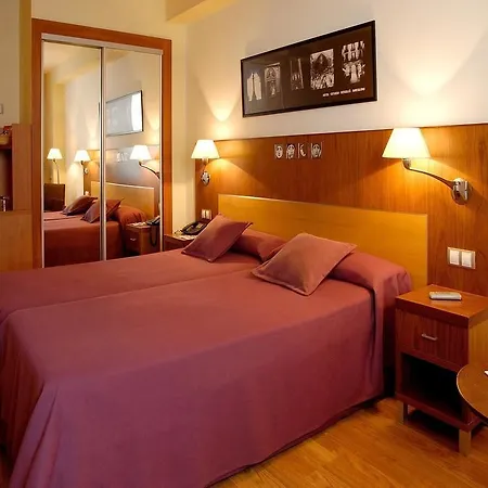 Hotel Evenia Rocafort 3*