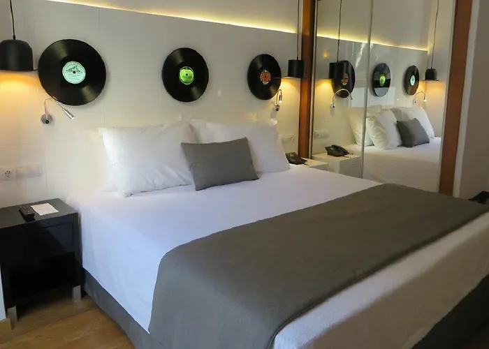 Evenia Rocafort Hotel 3*