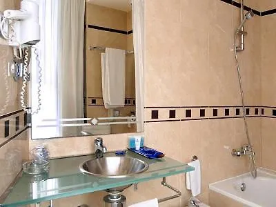 Hotell Evenia Rocafort 3*