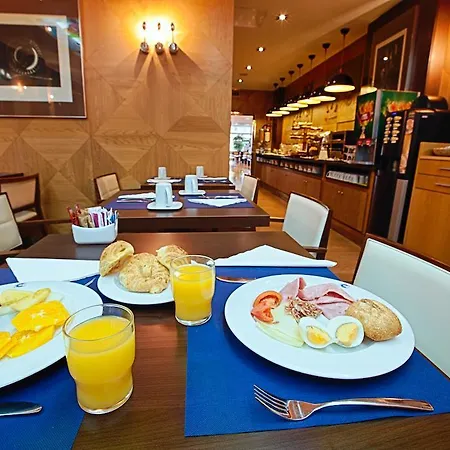 Evenia Rocafort Hotell 3*