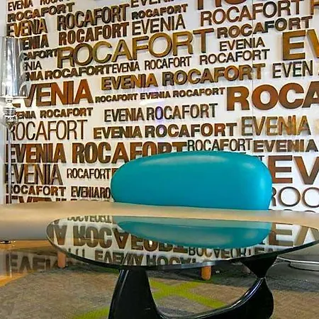 Evenia Rocafort فندق 3*
