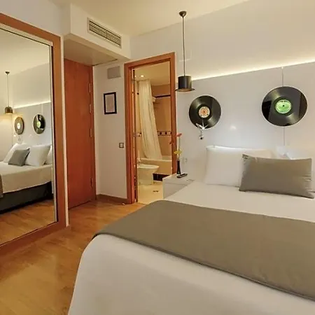 Hotel Evenia Rocafort Barcelona