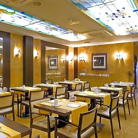 Hotel Evenia Rocafort 3*
