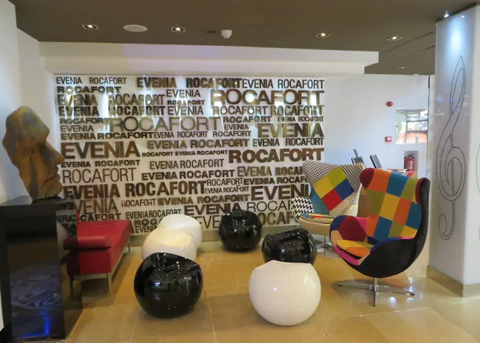 埃文尼亚罗卡福特酒店 酒店