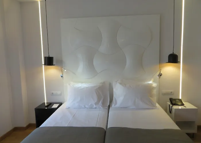 埃文尼亚罗卡福特酒店