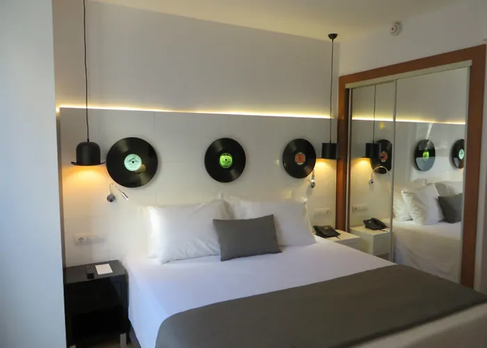 酒店 埃文尼亚罗卡福特酒店