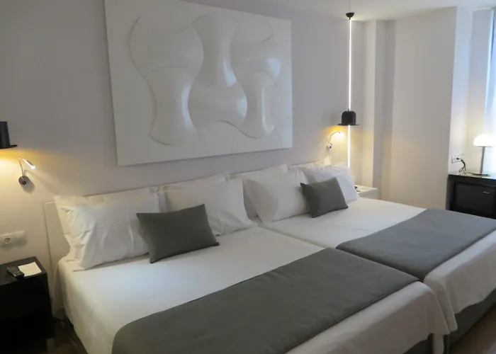 酒店 埃文尼亚罗卡福特酒店