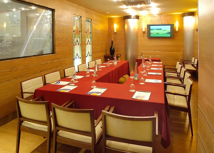 酒店 埃文尼亚罗卡福特酒店