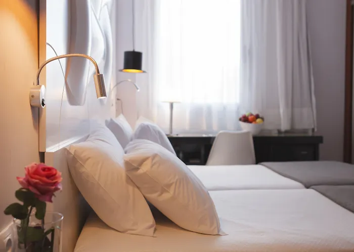 埃文尼亚罗卡福特酒店 3*