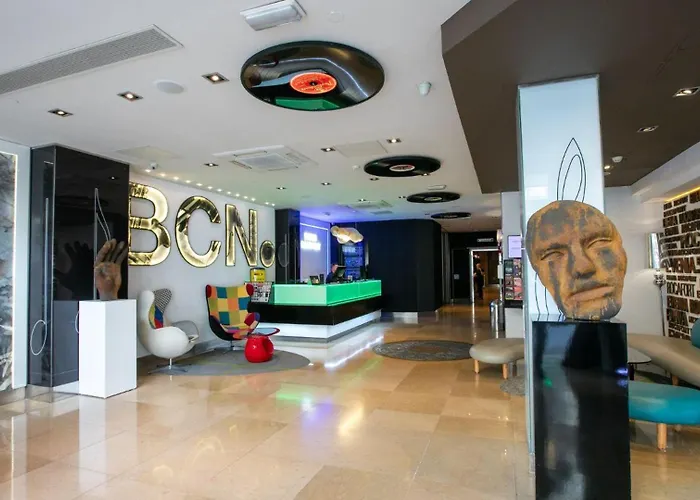 埃文尼亚罗卡福特酒店 3* 巴塞罗那