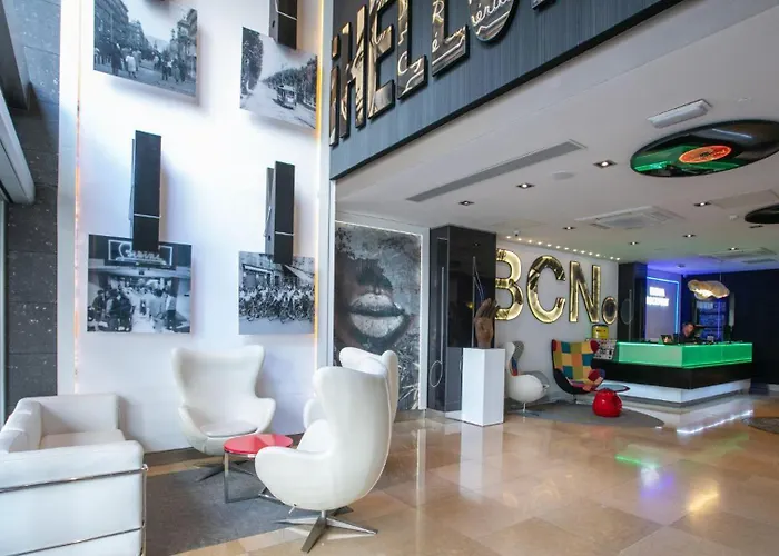 埃文尼亚罗卡福特酒店 酒店