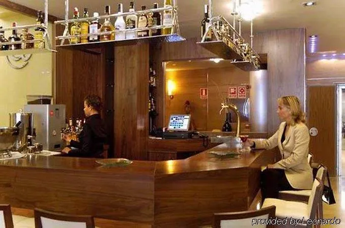 埃文尼亚罗卡福特酒店 3*