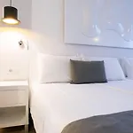 Ξενοδοχείο Evenia Rocafort 3*