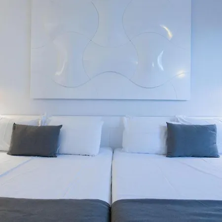 Evenia Rocafort 3* Barcelona